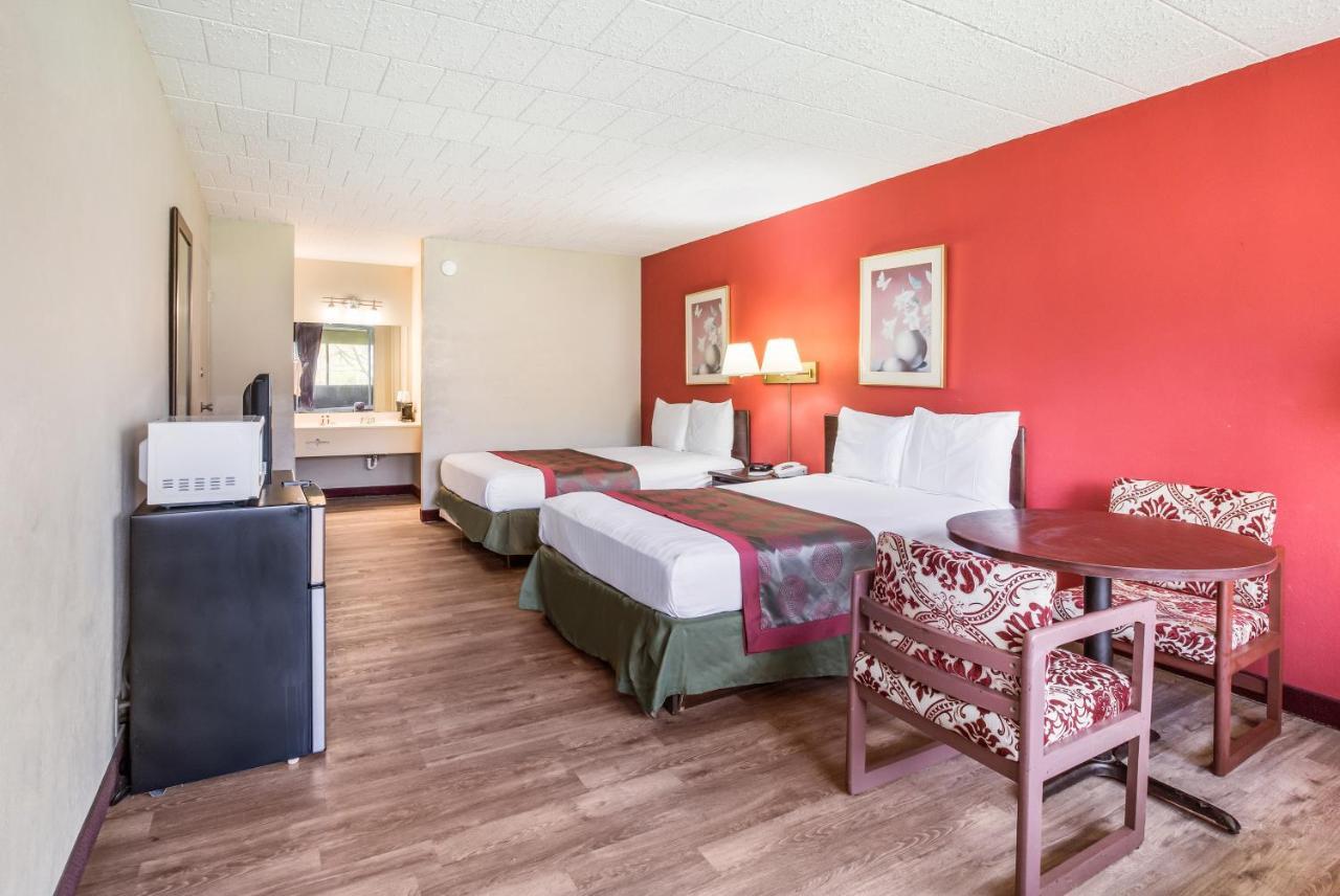 Hotel Red Carpet & 2*